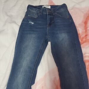 Max Jeans Blue Skinny Jeans with Stretch and Distressed Details
